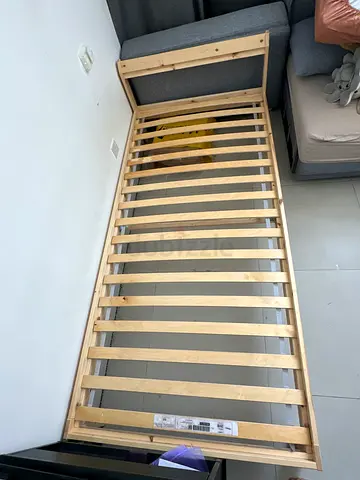 IKEA Single Bed Frame (NEIDEN)