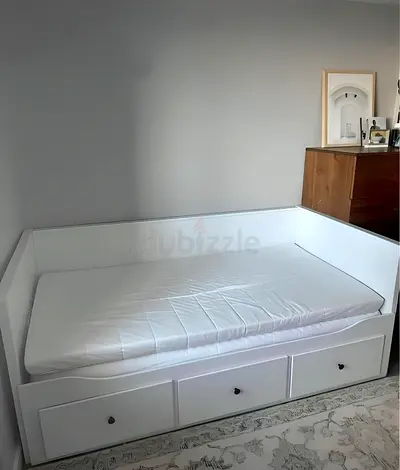 Ikea hemness daybed with 2 new ikea mattress