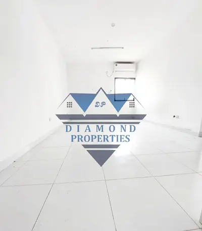 Very hot luxury beautiful apartment brand new building Al majaz 2 al wahda rode front of bus stop 1bhk with balkany and split Ac fited available now