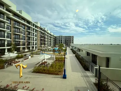 EXCLUSIVE | UNIQUE SPECIOUS LAYOUT | SEMI CLOSED KITCHEN | PRIME VIEW | KEYS IN HANDS