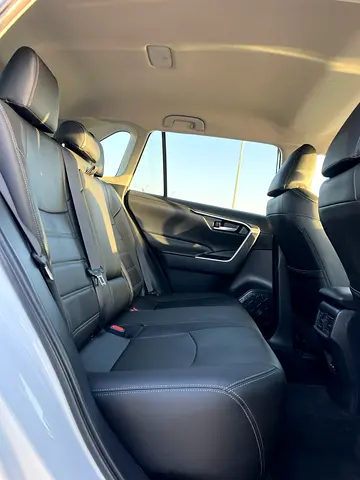 صورة 17 لـ 2025 Toyota RAV 4