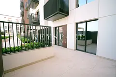 Ready-to-Occupy Seafront Address | Luxury Coastal Lifestyle | Resale