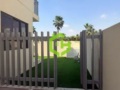 Single Row | Corner | 3 Bed+Maid | Closed Kitchen