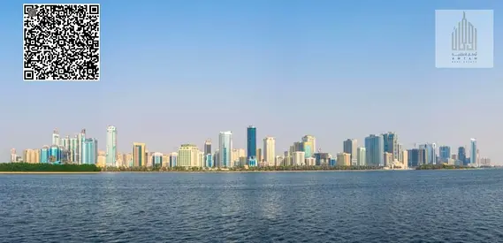 للبيع برج استثماري ضخم مباشر من المالك في الشارقة