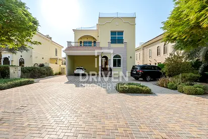 Spacious | Furnished with Private Gym Room