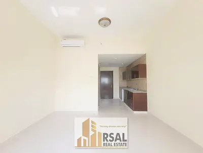 Specious Studio/Close Kitchen/Family Building/No Deposit/Near Muwahila Bus Station