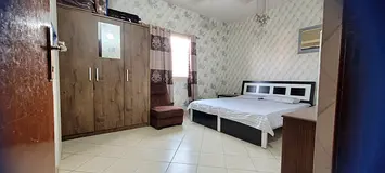 Master Room Available for Couple and Executive Bachelor