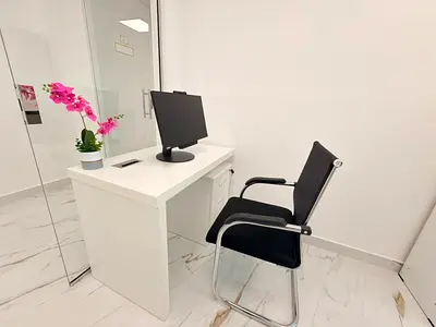 Brand new office |direct from Owner |near to Public Transport