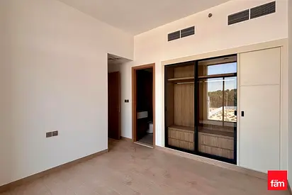 HighEnd Finishing | Mid Floor | Beside Park