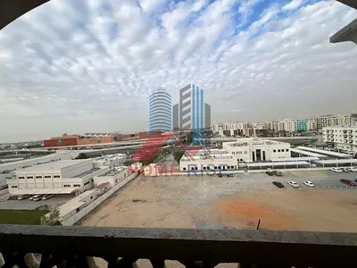 1BR open View Balcony Covered Parking/ Master Bedroom Wardrobes