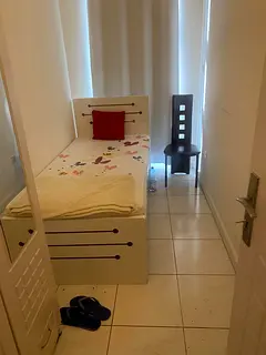 Partition Room for Executives/Well Educated Indians behind Burjuman Mall