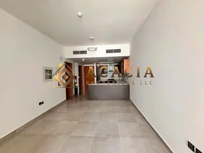 Spacious 1 Bedroom I Open Kitchen I Balcony