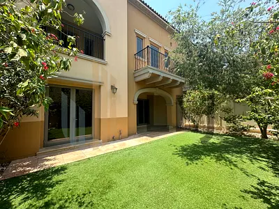 4BR Townhouse|Prestigious Neighborhood |Avail June