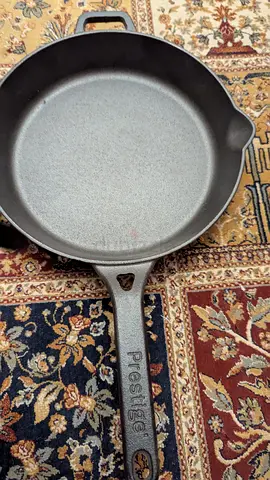Prestige Cast Iron Skillet - 26cm (Good Used Condition)