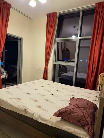 Master room avilable for ladies in el jaddaf