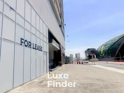 Next to Metro | SZR | Open to Offers