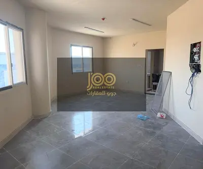 مؤلف7 غرف\مخزن \مطبخ\ضمن موقع مميز وسعر جيد يناسب الشركات التي تحتاج سكن لعمالها