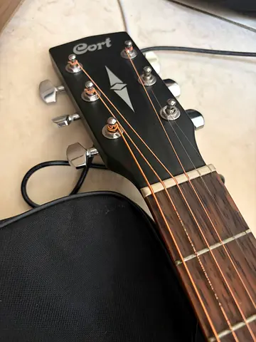 Cort Semi Acoustic Guitar matte black in very good condition