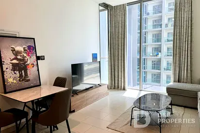 Burj View | Well Maintained | Open Kitchen