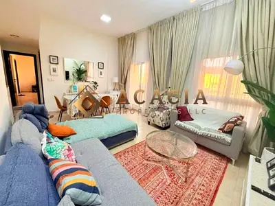 Fully Furnished I Near to Community I Bright Unit