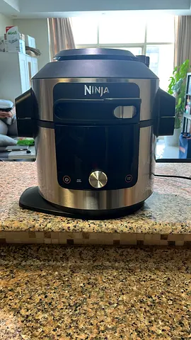 Ninja Foodi 15-in-1 Pressure Cooker / Air Fryer - Good Condition