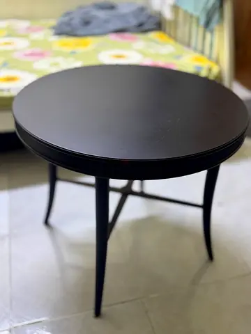 Round table