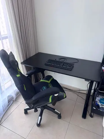 Gaming desk