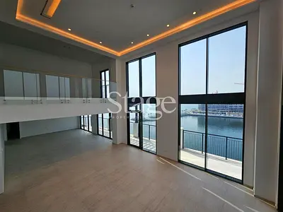 Trophy Sky Triplex | Crown Jewel of Port De La Mer