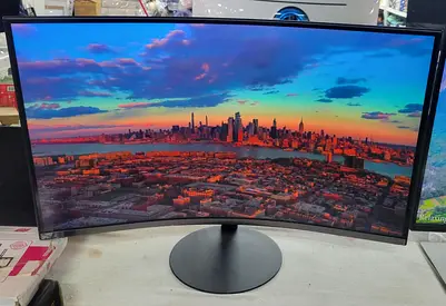 Samsung Curved 32 Inch Monitor 75Hz (Hdmi, DP, USB) Bezel Less AMD FreeSync