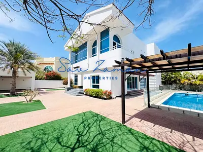 INDEPENDENT VILLA NEAR TO KITE BEACH 5BR+MAIDS PRIVATE POOL GARDEN