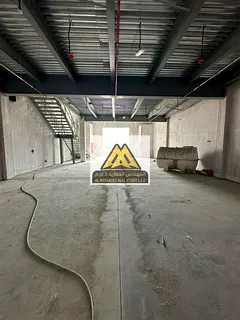 A spacious two-mezzanine warehouse at a reasonable price with one month free, located near all servi