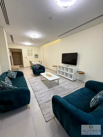 FULLY FURNISHED SPACIOUS 1 BEDROOM APARTMENT