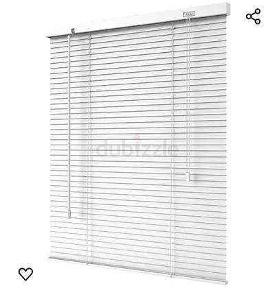 White horizontal window blinds - 120cm x 180cm (approx)