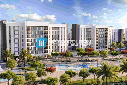 Community View | Close to Amenities | Mid Floor