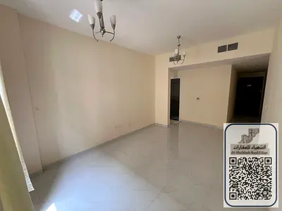 🔥 شقة غرفة وصالة للإيجار السنوي في الروضة 2 – على شارع الشيخ عمار 🔥  فرصة ممتازة للسكن في موقع استراتيجي بعجمان، شقة غرفة وصالة بمساحة مناسبة وتصميم