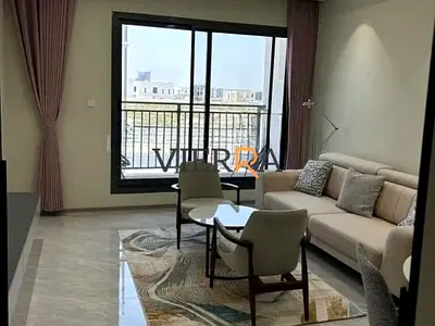 **جديد بالكامل | مفروش بالكامل | جاهز للسكن**