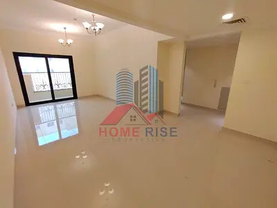 Stunning 2BR Huge Space Balcony Covered Parking Wardrobes Master bedroom