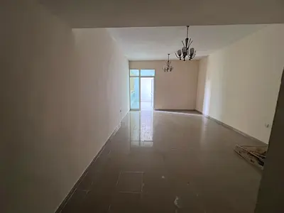 شقه غرفه و صاله _ الراشديه 1 عجمان _ تكييف اسبيلت _ سكن عائلات _ صيانه فري