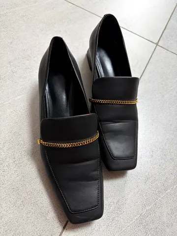 loafers