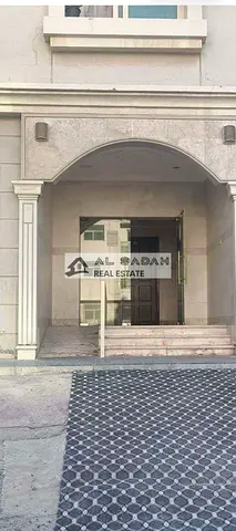 � للبيع – بناية استثمارية في منطقة القليعة – الشارقة