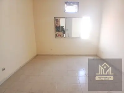 Cheapest price studio family building studio road side 16k.