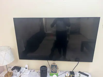 55 inch SAMSUNG Smart QLED TV - Good Working Condition
