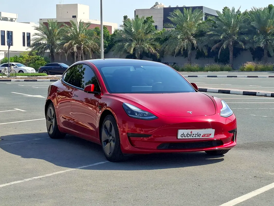 Tesla Model 3 2021 — photo 1 of 15