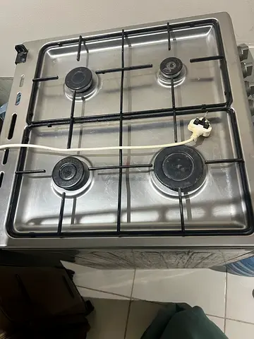 Used 4-Burner Stainless Steel Gas Hob — Good Working Condition