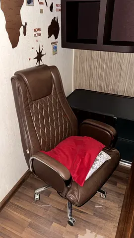 Brown Leather Executive Office Chair - Good Condition