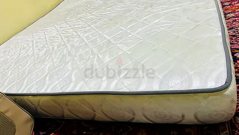 Unused king  Mattress / hard firm excellent Condition 10/10
