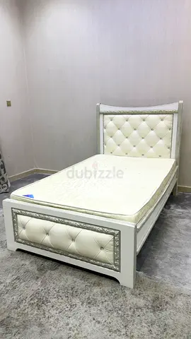 Urgent  – Elegant White Bedroom Set for Sale (Full Set)