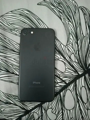 iPhone 7 in good working condition — unlocked