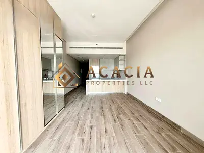 Smart home I Brand New | Vacant | Community Villa View