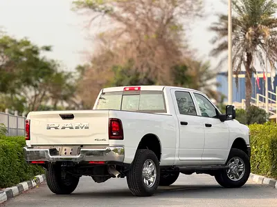 صورة 2 لـ 2025 RAM 2500